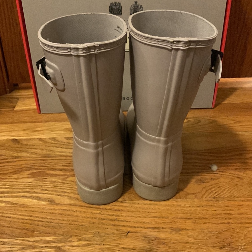 Hunter boots! - Picture 3 of 9